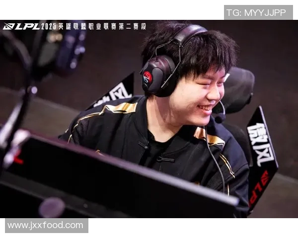 电竞实时数据国际邀请赛中RNG团队配合表现深度解析与点评 电竞实时数据国际邀请赛中RNG团队配合表现深度解析与点评