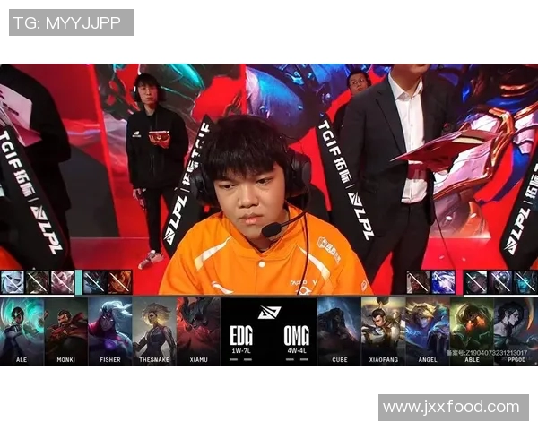 深入分析EDG战队在CSGO中的防反策略与战术运用 深入分析EDG战队在CSGO中的防反策略与战术运用